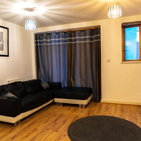 Lovely 1-Bed Apartment In Hackney London Londres Exterior foto